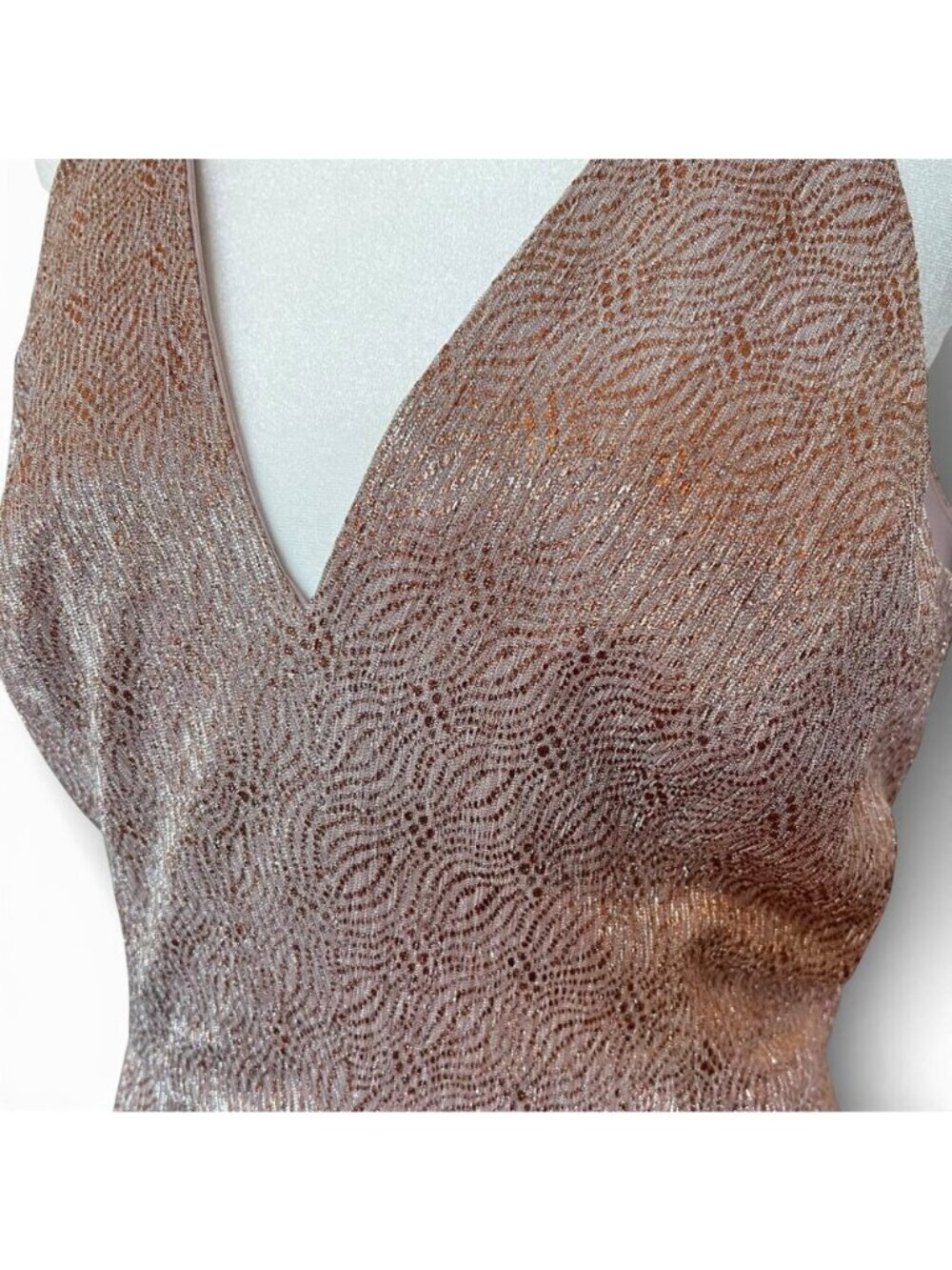 Rose Gold Metallic Cocktail Dress Backless Fit & Flare Wedding Guest Glam - Picture 5 of 9